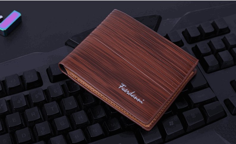 Men's Embossed Multi - Card Wallet - Belgravia Shop